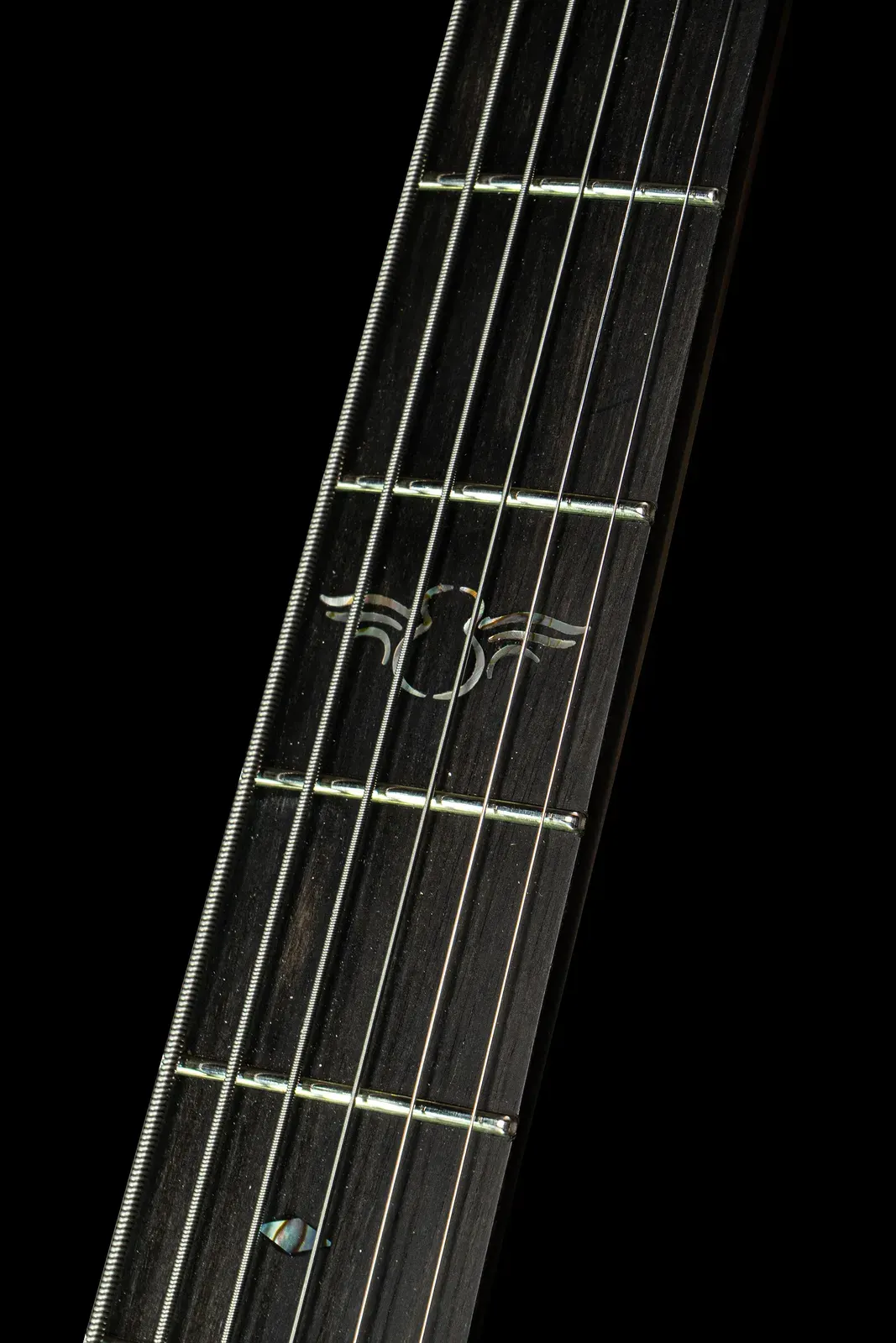 Munky's Officina baritone, KORN