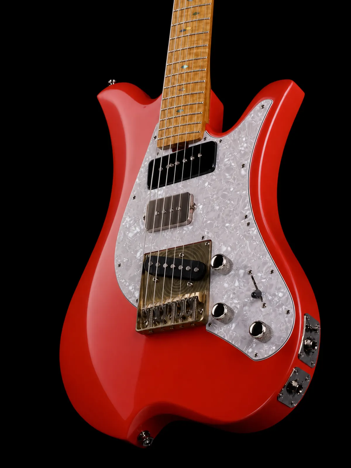 Officina Tuscan Red, low angle