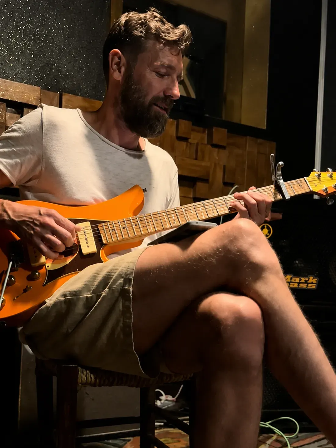 Paul Davids playing the Bacci Parato Orange Circles