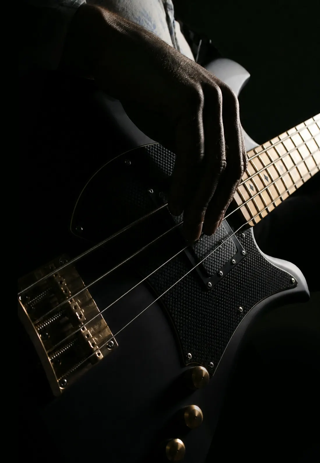 Marleo Officina Bass by Bacci Guitars